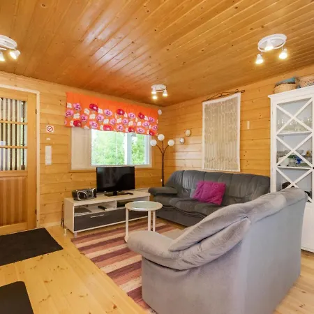 Kiikkukallio By Interhome 度假居 Hankamäki